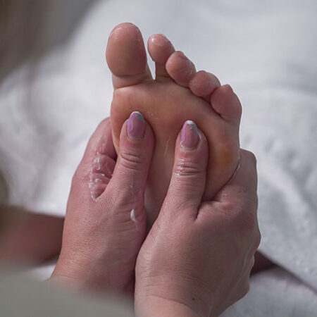 Reflexología - Kaya Kalpa - Centro de Spa y Belleza en Rosario